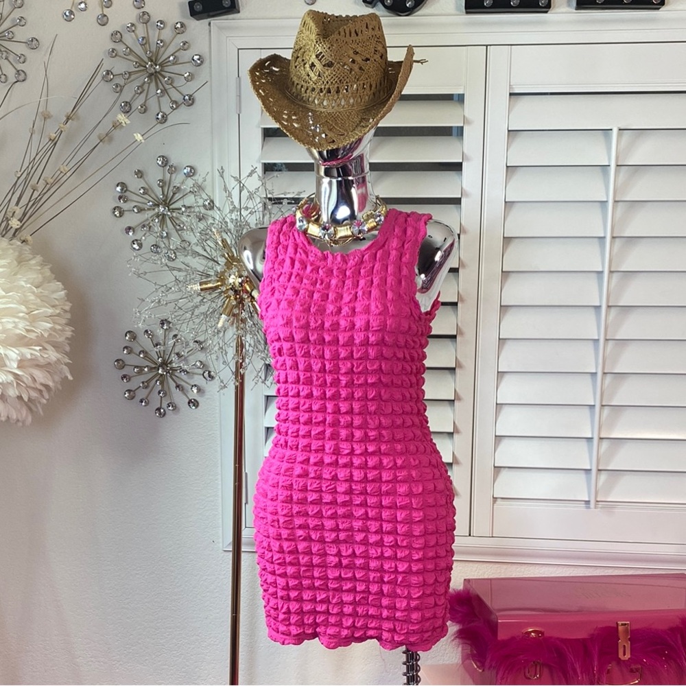Electric Fuchsia 
Pink Grid Bodycon Dress